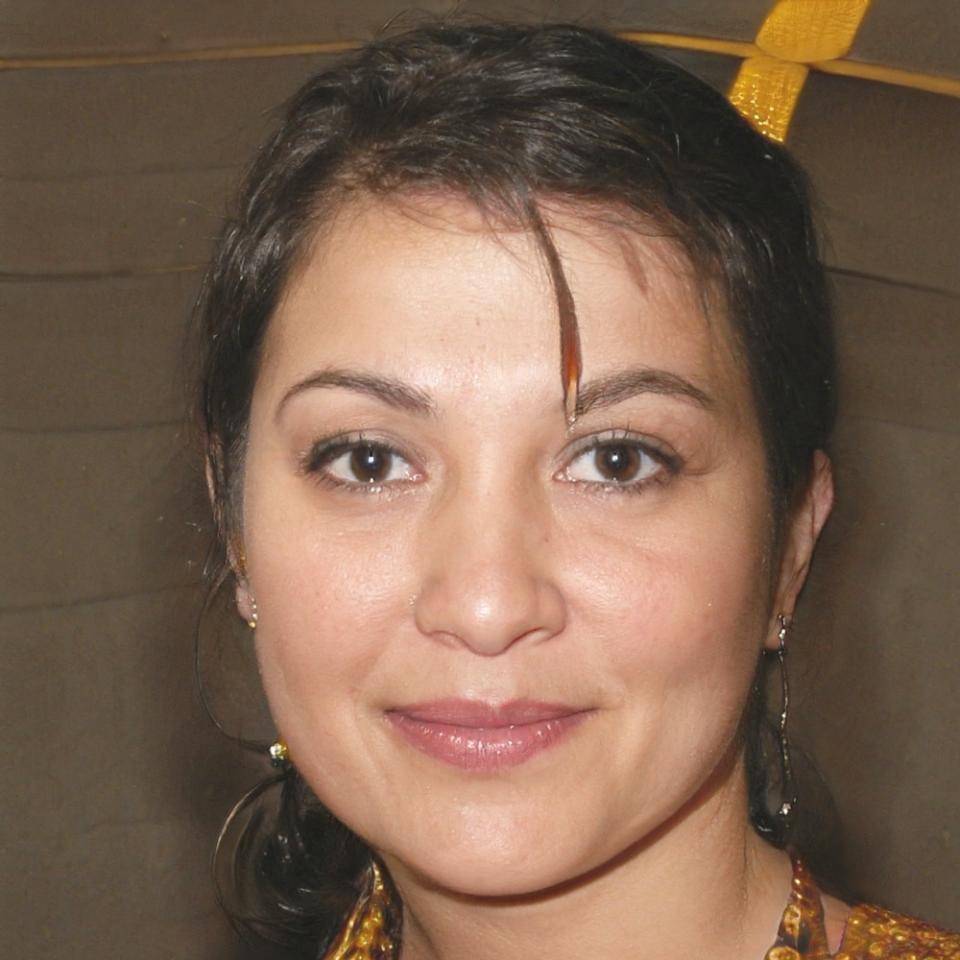 Portrait of Saskia Tomlinson